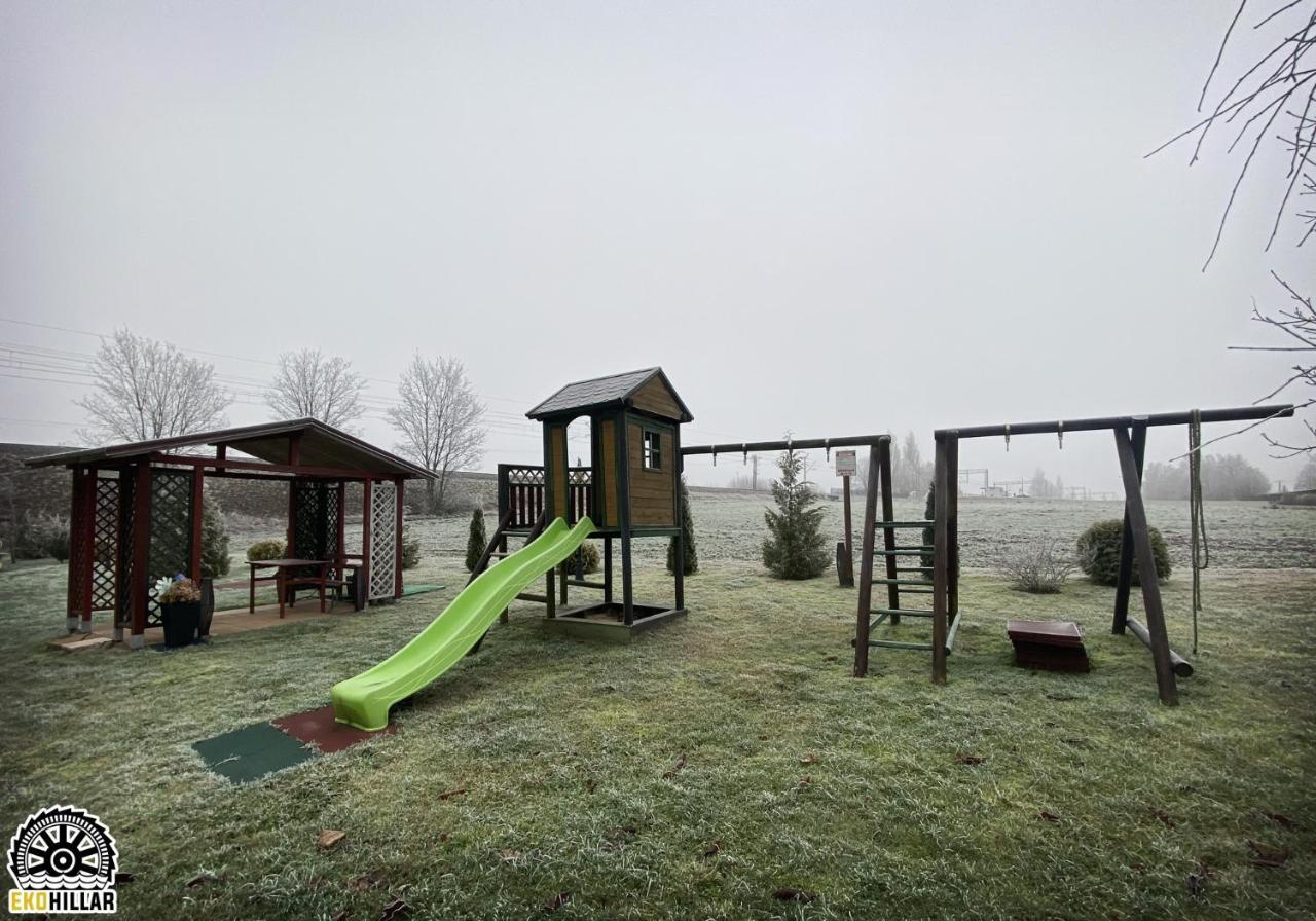 Mlyn Wodny Eko Hillar Villa Rybno  Luaran gambar